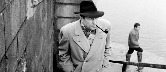 Georges Simenon a Milan dans les annees 1950.
