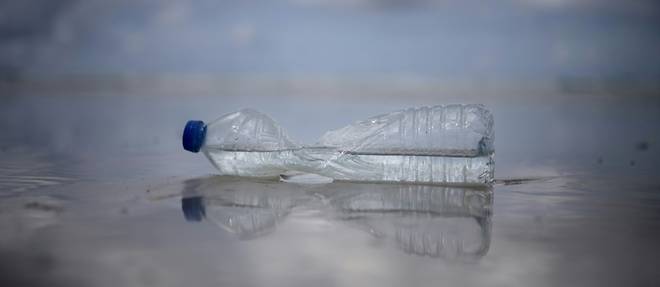 Une consigne pour les bouteilles plastique en France? Le gouvernement relance le debat