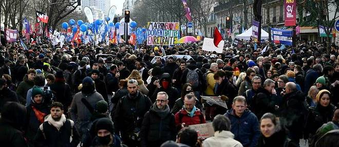 Selon la CGT, 500 000 personnes ont ete recensees dans le cortege parisien ce mardi.
