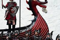 Les femmes autoris&eacute;es au tr&egrave;s masculin festival des Vikings des &icirc;les Shetland