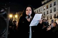 La militante décoloniale Houria Bouteldja, place de Ménilmontant, dans le 20<sup>e</sup> arrondissement de Paris, le 19 février 2019.
