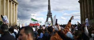 Une manifestation au Trocadéro, à Paris, le 25 septembre 2022, en soutien aux Iraniens qui protestent contre le régime de Téhéran.
