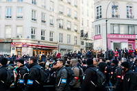 La manifestation parisienne, forte de dizaine de milliers de manifestants, s'est elancee vers 14 heures de la place de l'Opera, en direction de celle de la Bastille.
