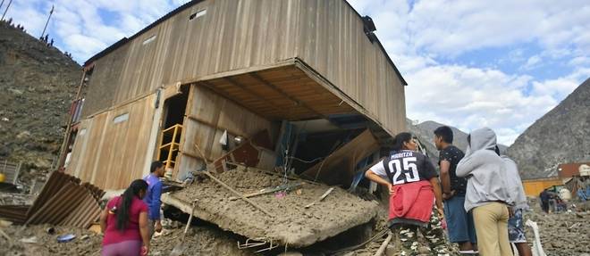 Perou: des glissements de terrain font au moins 15 morts et 20 blesses dans le sud