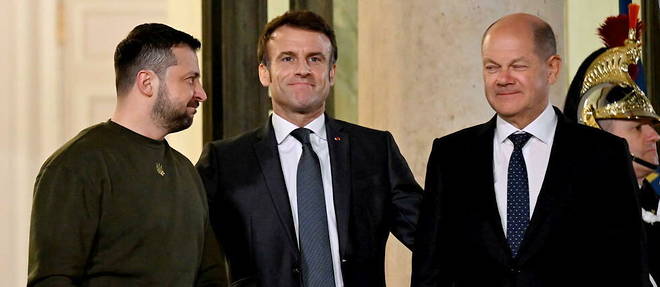 Emmanuel Macron accueille Olaf Scholz et Volodymyr Zelensky a l'Elysee mercredi 8 fevrier. 