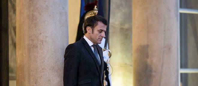 Emmanuel Macron a repris ses consultations en vue d'une reforme des institutions.
