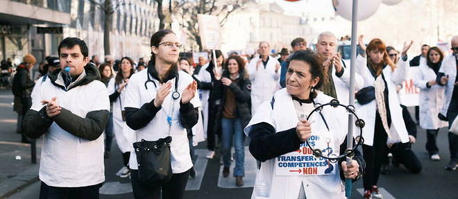 Demonstration by liberal doctors, in Paris, on February 14, 2023,  once morest the deterioration of their working conditions and the drop in their income. 
