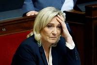 Marine Le Pen raille le &quot;testament&quot; de Zemmour
