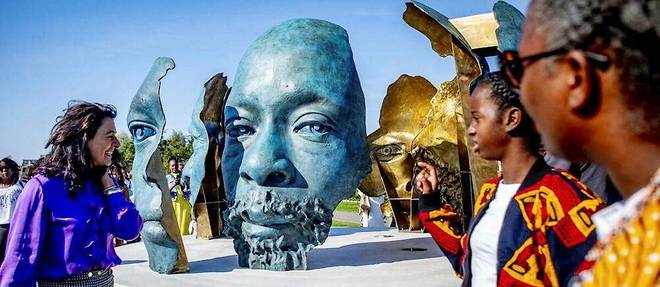 Une vue du parc Nelson Mandela à la mémoire de l'icône sud-africaine à Amsterdam.
