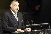 Ahmed Attaf a déjà occupé le poste de ministre des Affaires étrangères entre 1996 et 1999. Il remplace Ramtane Lamamra. 
