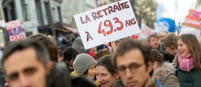 Manifestation contre la reforme des retraites a Paris, le 7 fevrier 2023.  
