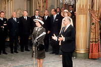 Georges Pompidou prononce un discours à l'Élysée, au moment d'accueillir Elizabeth II, le 5 mai 1972, pour ce qui constitue sa deuxième visite d'État en France.
