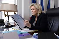 Retraites: Le Pen pr&eacute;vient qu'elle ne participera pas &quot;&agrave; &eacute;teindre le feu&quot; de la contestation