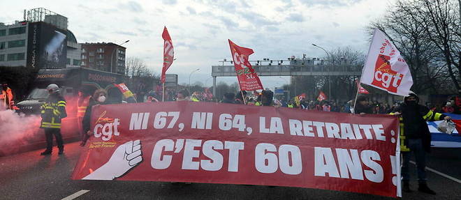 CGT trade unionists march on the Paris ring road and block traffic to protest against the pension reform, March 17, 2023.
