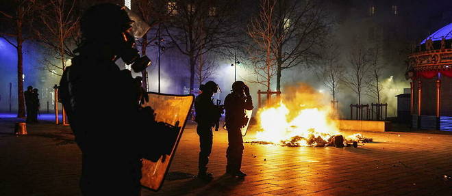 De Rennes a Marseille, en passant par Paris, Lyon et Bordeaux, les manifestations ont donne lieu a de violents affrontements entre police et manifestants.
