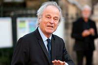 Franz-Olivier Giesbert a remporte le prix 2023 du Livre politique pour  Histoire intime de la Ve Republique - La belle epoque  (Gallimard).
