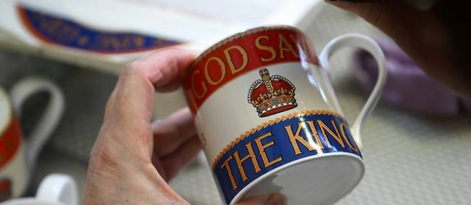 Le couronnement de Charles III, un nouvel elan pour la ceramique anglaise en crise