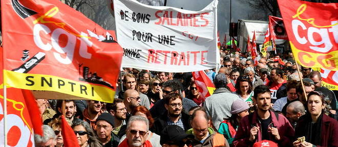 Lors de la 10e journee de mobilisation contre le projet de reforme des retraites du gouvernement, a Bordeaux (Gironde), le 28 mars 2023. 
