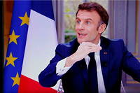 Emmanuel Macron, lors de son interview du 22 mars, accordée aux JT de TF1 et France2, au palais de l'Élysée, à Paris. 
