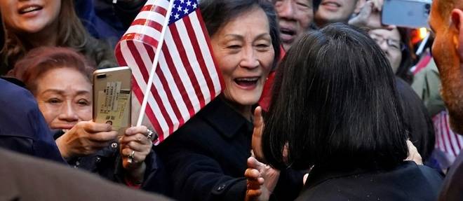 Pekin promet de "riposter" si la presidente taiwanaise rencontre un haut dirigeant americain