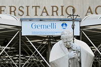 Le pape Francois est hospitalise a la polyclinique A. Gemelli.
