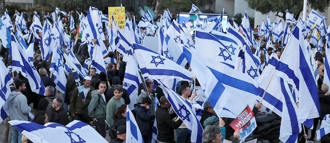Israel: des milliers de manifestants pour la reforme de la justice