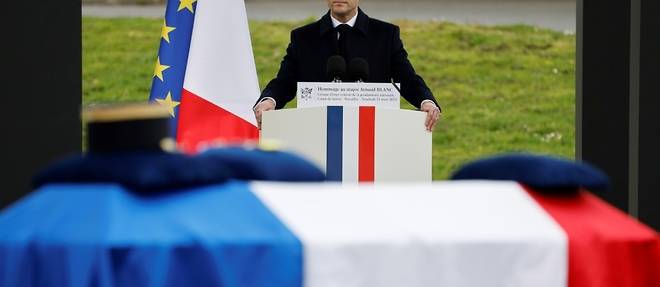 Macron rend hommage au gendarme du GIGN tue en Guyane