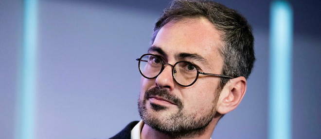 Jean Spiri, le directeur de cabinet de Brigitte Macron, devrait quitter l'Elysee, trois mois apres son arrivee.
Jean Spiri, le directeur de cabinet de Brigitte Macron, devrait quitter l'Elysee, trois mois apres son arrivee.