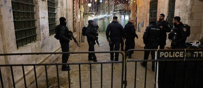 La police israelienne dit avoir abattu un Arabe israelien ayant tire a Jerusalem