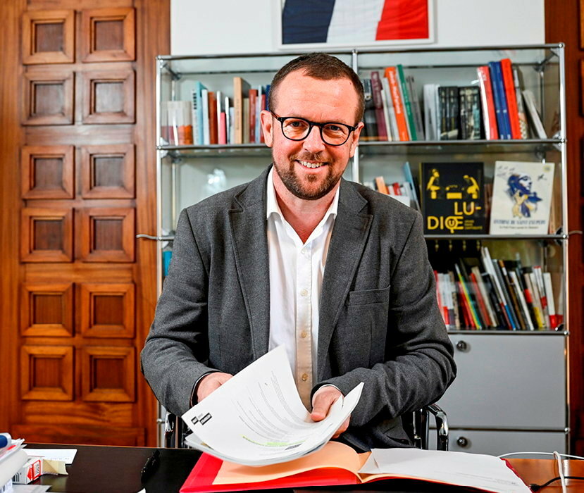
        Cedric Van Styvendael Maire de Villeurbanne depuis 2020