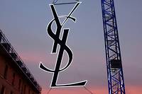 La marque de luxe Saint Laurent annonce la cr&eacute;ation d'une soci&eacute;t&eacute; de production de films