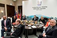Le G7 jure de faire payer &quot;le prix fort&quot; aux pays aidant la Russie en Ukraine