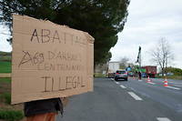 France, Puylaurens, le 22 mars 2023. Des militants protestent contre la construction de l'autoroute A69 entre Toulouse (Haute-Garonne) et Castres (Tarn).
