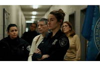 Shailene Woodley en flic torturee dans  Misanthrope.
