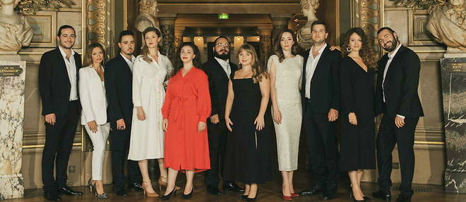 L'Academie de l'Opera de Paris forme, chaque annee, une trentaine d'artistes lyriques.
