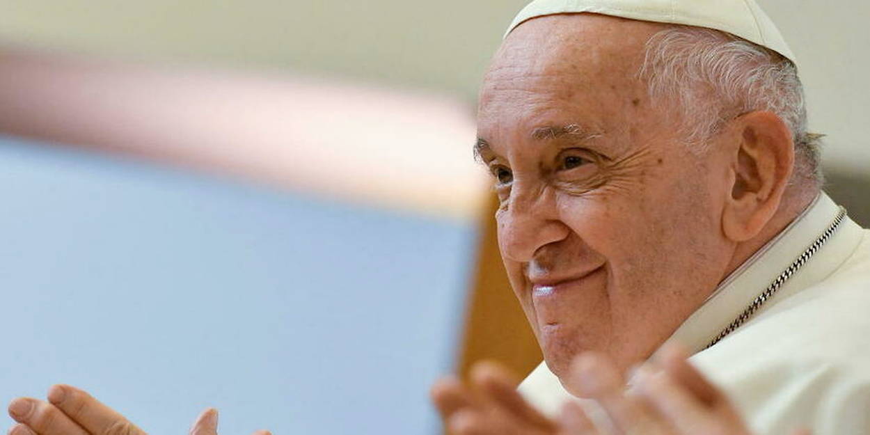 “Pope Francis Hospitalized with Acute Pneumonia, but Now on the Mend”