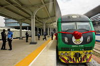 Sur le continent africain, le transport ferroviaire souffre d'un reseau pas a la hauteur des besoins des populations. Ici, un train du Nigeria.
