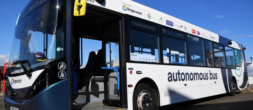 El Reino Unido obtiene su primera línea de autobuses autónomos
