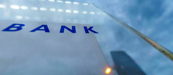 By constituting large reserves of liquidities, companies in the euro zone have taken shelter.  But the rise in interest rates will force them to invest more.
