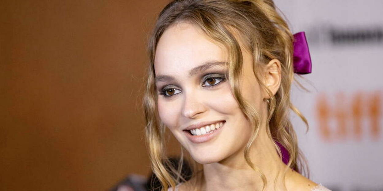 Lily-Rose Depp officialise sa relation avec la rappeuse 070 Shake