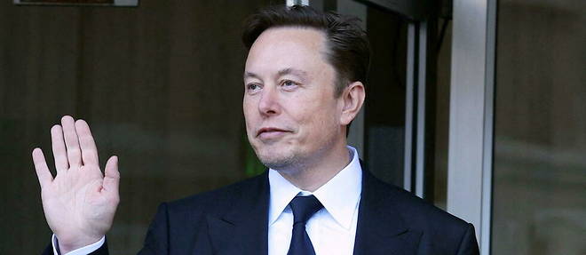 Elon Musk is expected at the Elysee on Monday morning.
