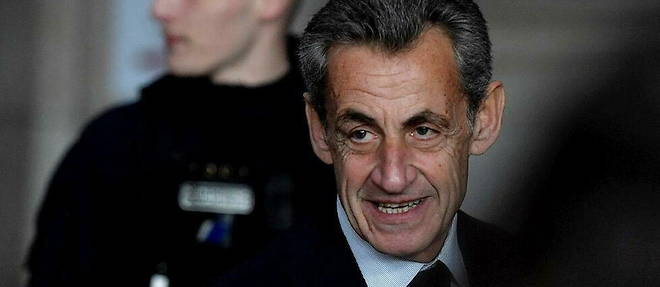 Nicolas Sarkozy was sentenced to three years in prison, including one year closed, in the first instance.
