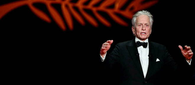 Michael Douglas a recu mardi soir une Palme d'honneur au Festival de Cannes.
