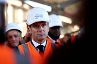 Travail&nbsp;: comment Emmanuel Macron compte renouer avec le plein-emploi