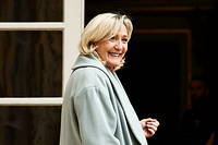 Marine Le Pen arrivant à un rendez-vous à Matignon, le 11 avril 2023. 
