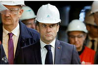 Emmanuel Macron a Dunkerque pour l'implantation d'une usine de batteries par le taiwanais ProLogium.
