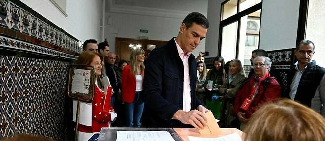 Le Parti socialiste du Premier ministre Pedro Sanchez a été sèchement battu dimanche aux municipales par le Parti populaire d’Alberto Nuñez Feijoo.
