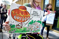 Manifestation a Rennes (Ille-et-Vilaine) contre le projet d'usine Bridor de Liffre, samedi 22 avril 2023.
