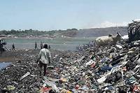 Le Ghana importe chaque année près de 40 000 tonnes de déchets électroniques dont le vaste site d'Agbogbloshie est la principale destination.
