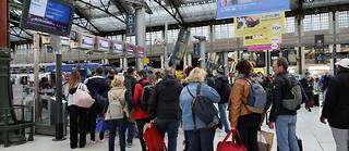Le trafic SNCF sera << tres legerement perturbe >> mardi 6 juin pour la nouvelle et 14 e  journee de mobilisation contre la reforme des retraites, << avec 9 trains sur 10 en circulation en moyenne nationale >>, et il sera << normal >> en Ile-de-France sur l'ensemble du reseau de la RATP (Image d'illustration).
